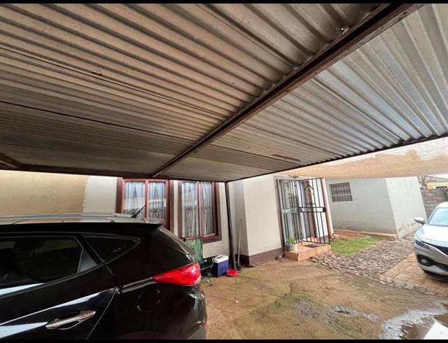 2 BEDROOM HOUSE FOR SALE IN DAWN PARK EXT